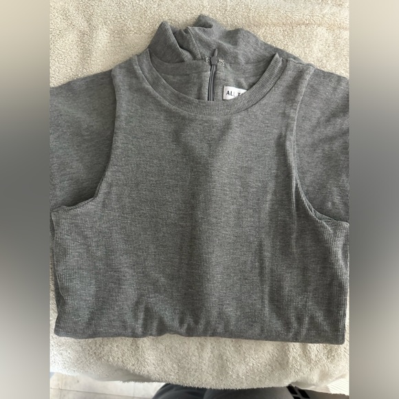 Size small grey romper from revolve - Picture 4 of 4